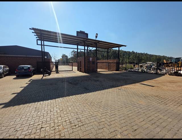 815M² WAREHOUSE TO LET IN AEROTON